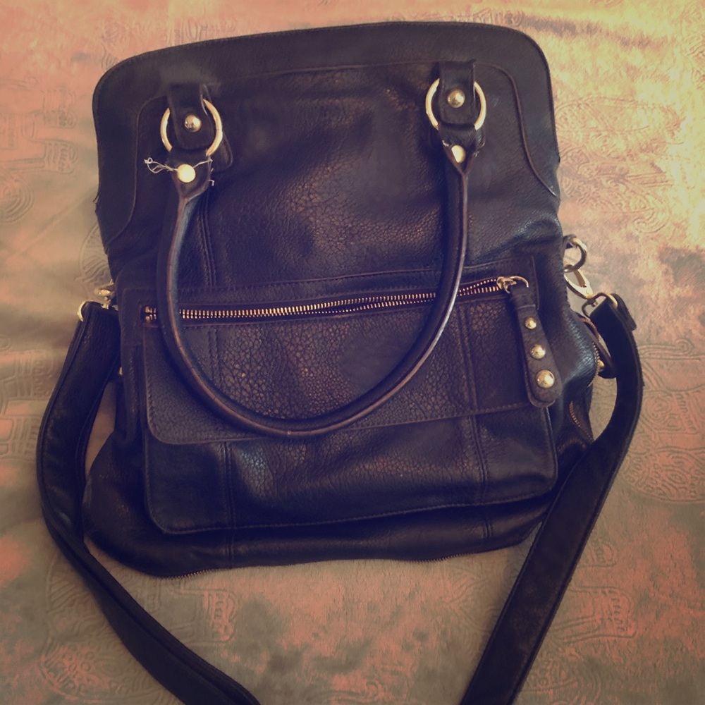 Steve Madden Black crossbody hobo bag!